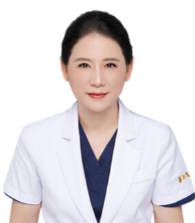 李素杰