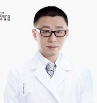 尹飞鹏