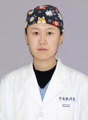 张莉曼