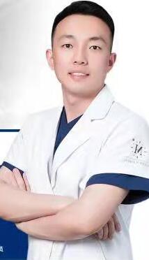 刘萌
