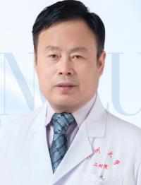 王璐