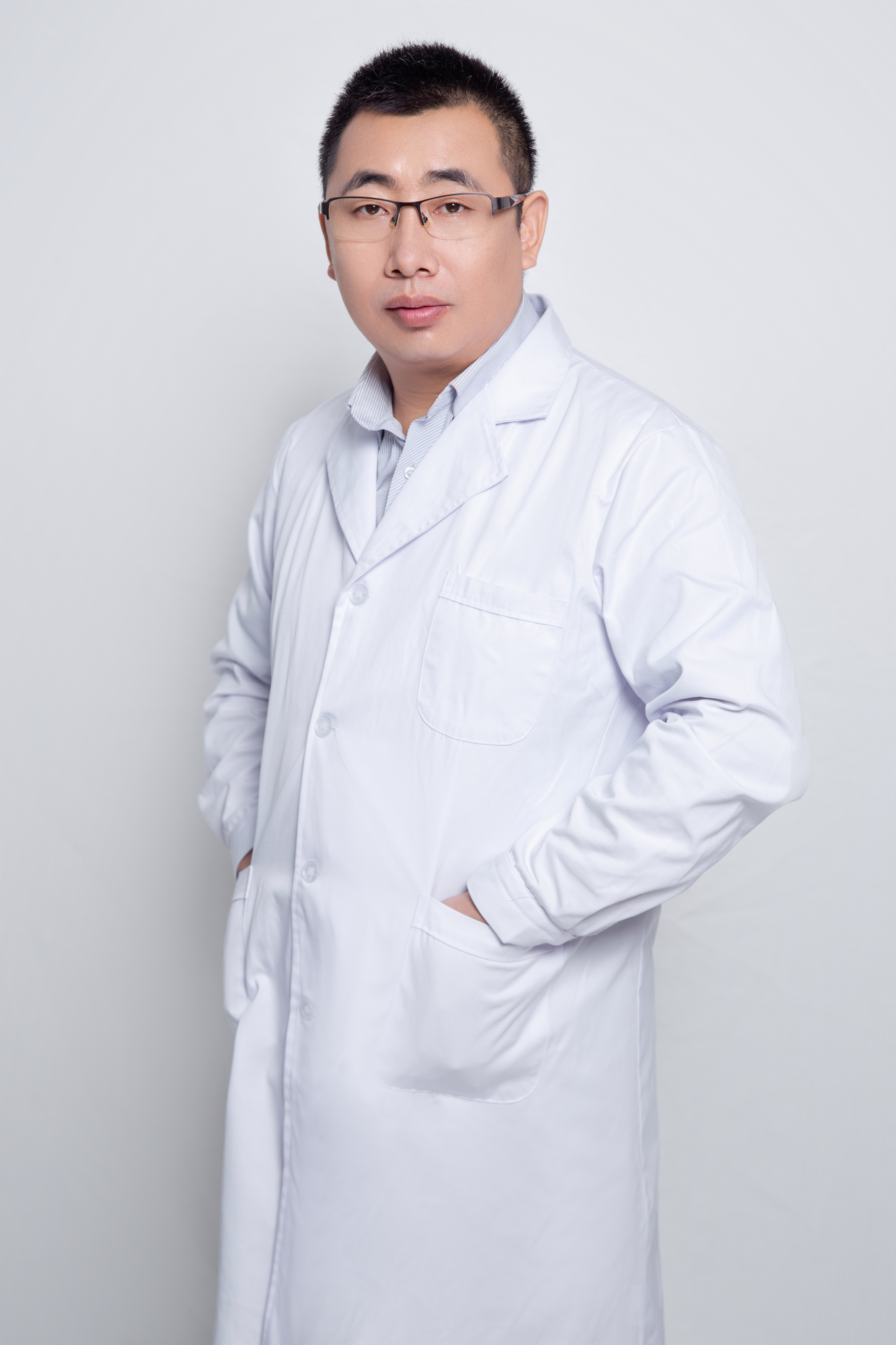 李鸣元