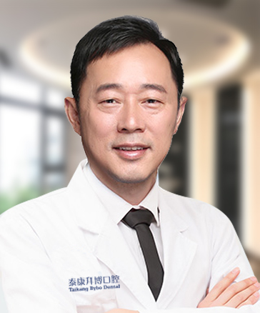 熊靖宇